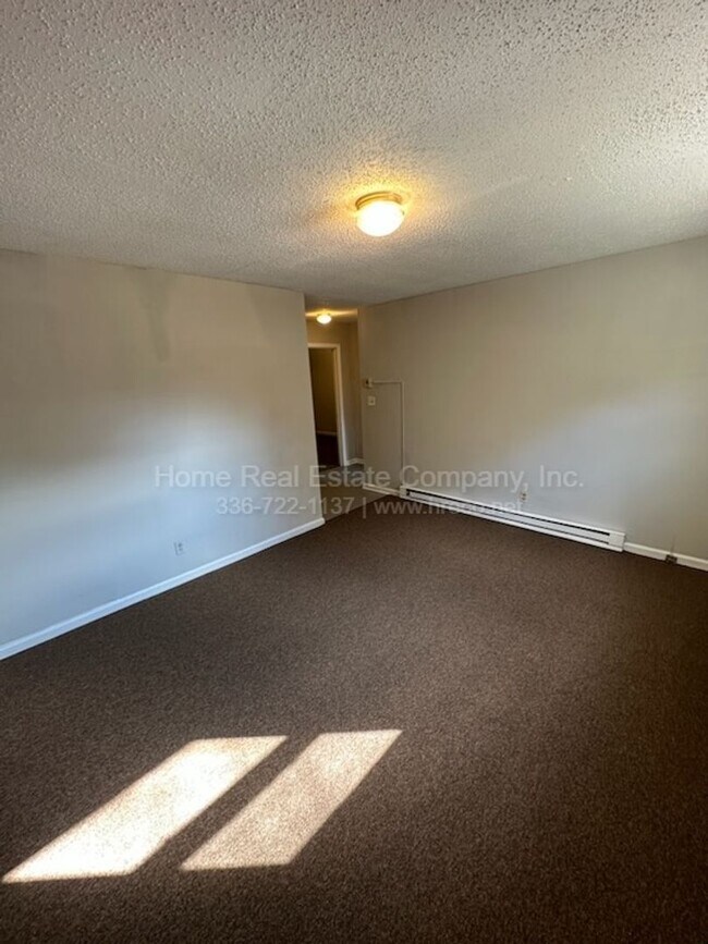 Foto del edificio - 151 Westdale Ave NW