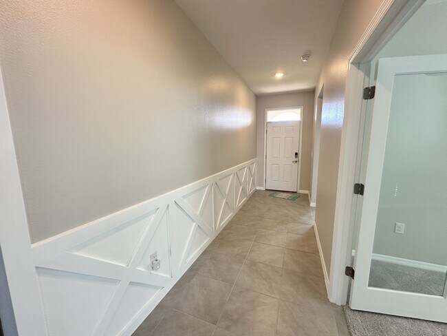 Building Photo - 4324 NW 55th Ct