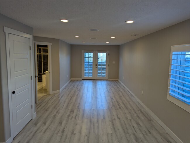 Entrada privada - 880 E 1900 N