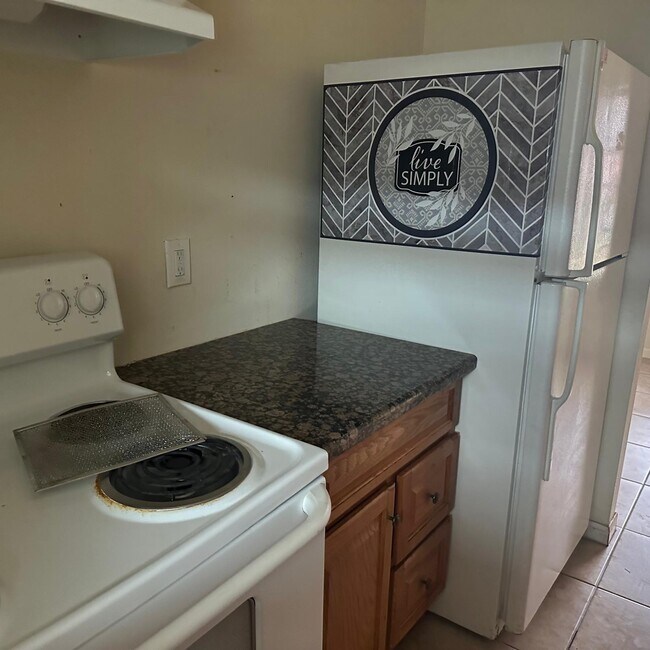 Foto del edificio - 1301 E Lyon St