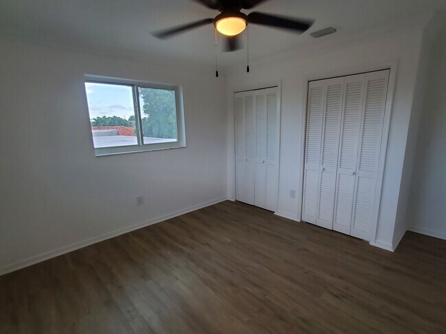 Building Photo - 91 NW 51st Pl