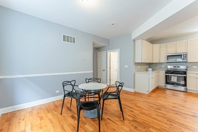 Foto del edificio - 163 N Lockwood Ave