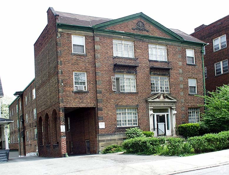 Primary Photo - Taylor Gardens
