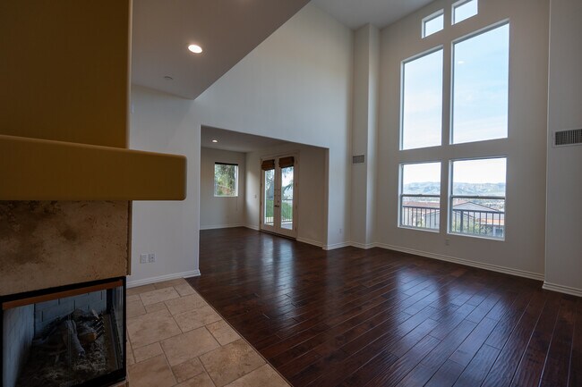 Foto del edificio - 1259 Gonzales Rd