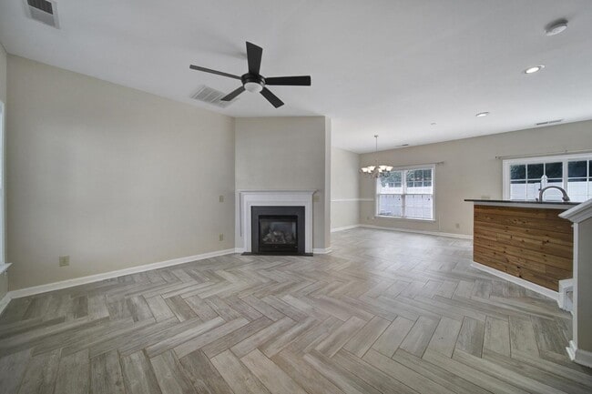 Foto del edificio - Lovely 3 Bed 2.5 Bath Townhome in Matthews