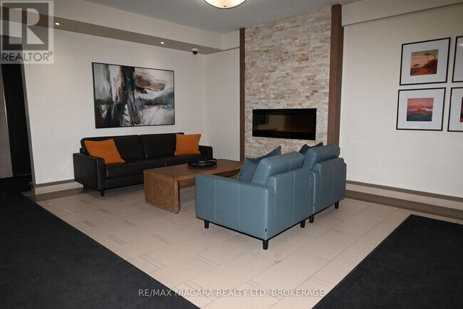 Photo du bâtiment - 6400 Huggins St