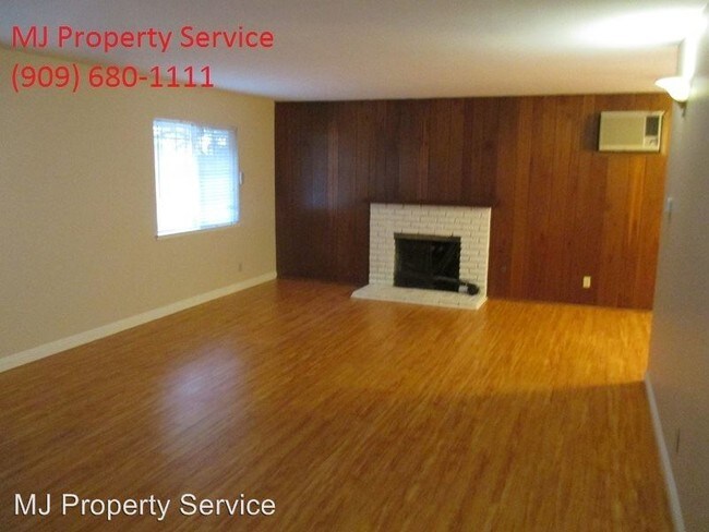 Building Photo - 18535 Bellorita St