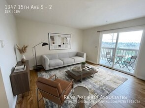 Building Photo - 1347 15th Ave S