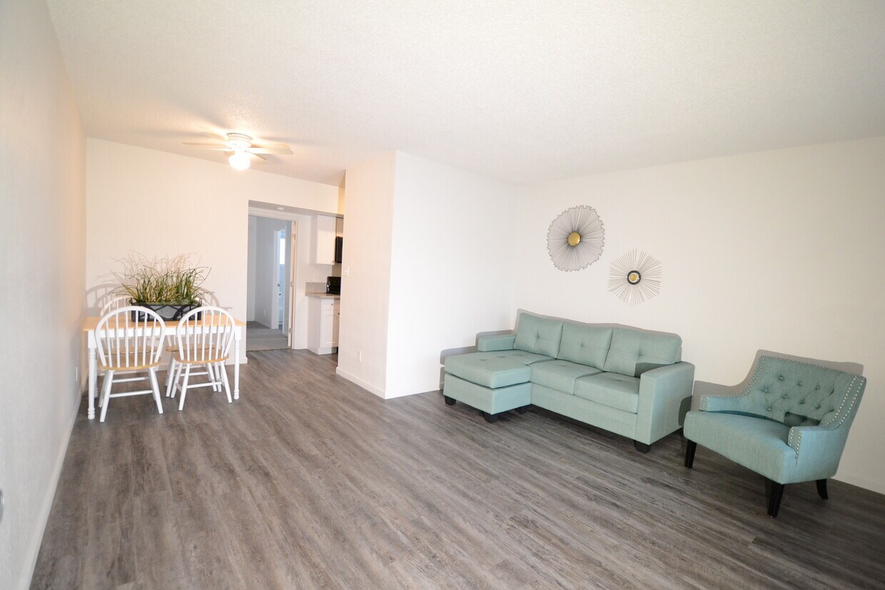 Foto principal - 1425 Magnolia Ave