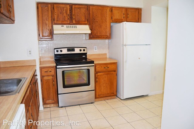 Building Photo - 55 Sugarland Square Ct