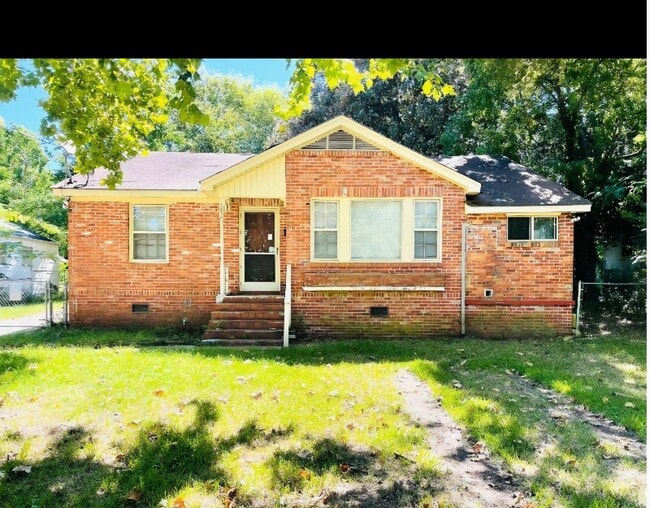 Building Photo - 2076 Midway St