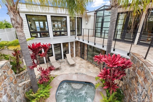 Foto del edificio - 322 Emerald Bay