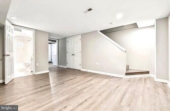 Building Photo - 7838 St Boniface Ln