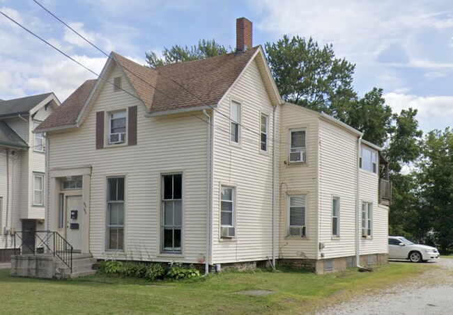 Building Photo - 285 Washington Ave.