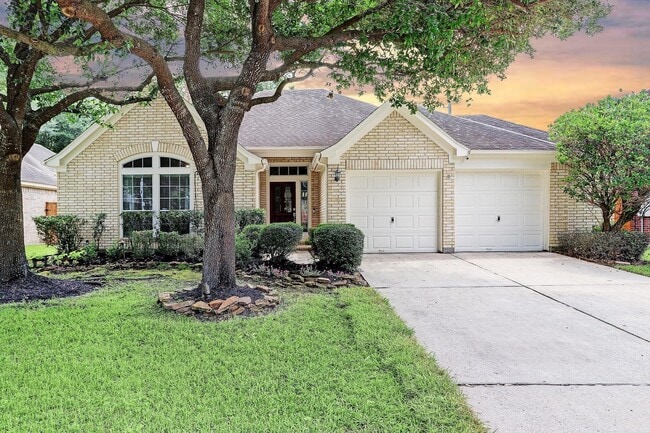 Foto del edificio - 14718 Arbor Trace Ln
