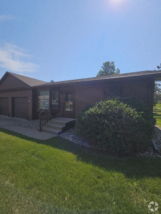 Building Photo - 3422 Idlewild Ct