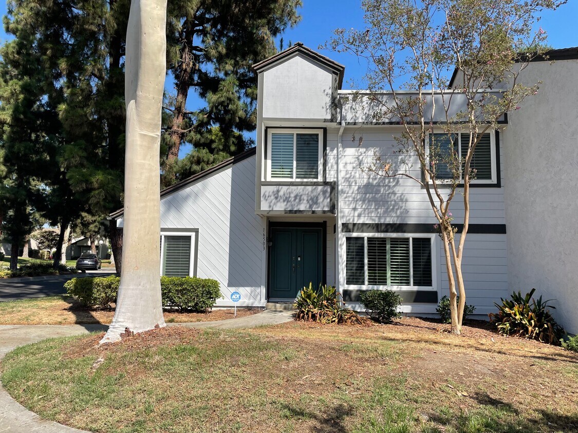 Foto principal - 16503 Littleriver Ln