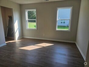 Building Photo - 332 Black Oak Dr