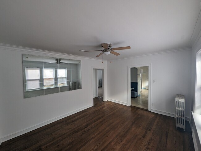 Dining Room - 5435 N Kimball Ave
