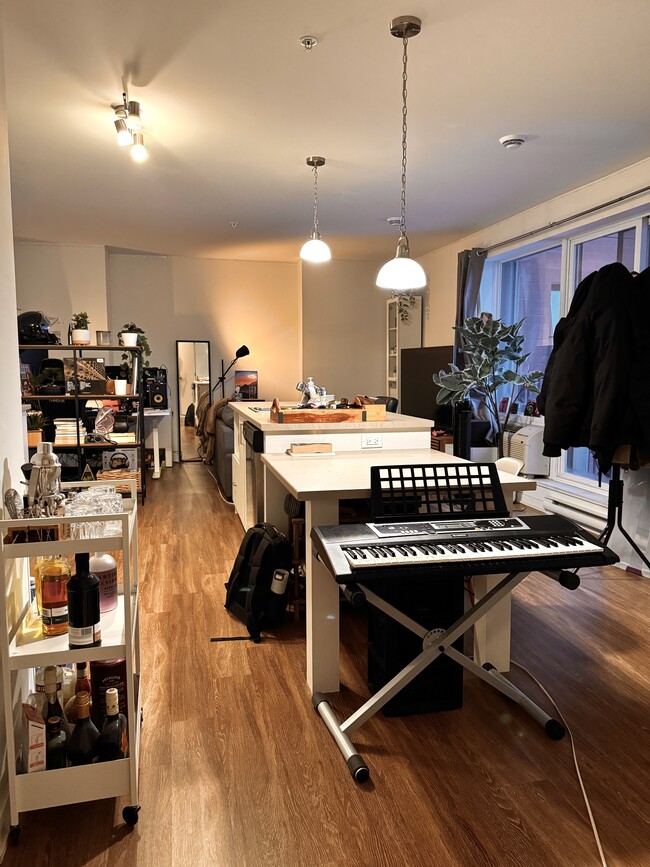 Main Space - 4974 Pl De La Savane