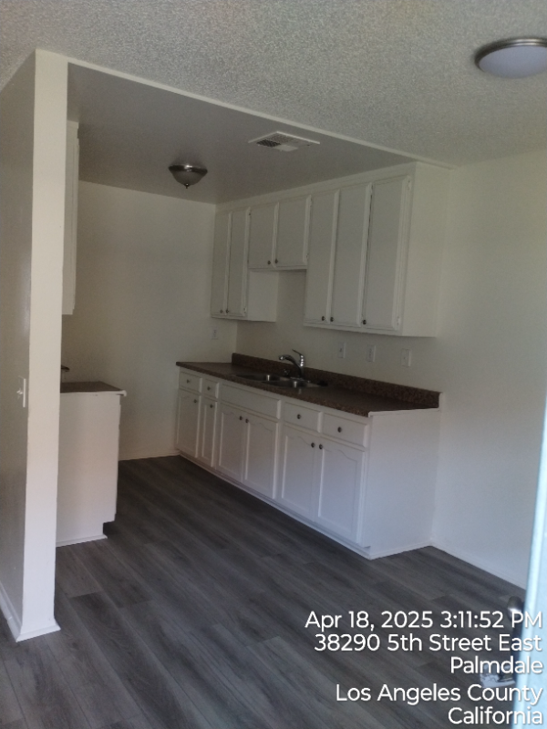 Foto principal - 38290 5th St E