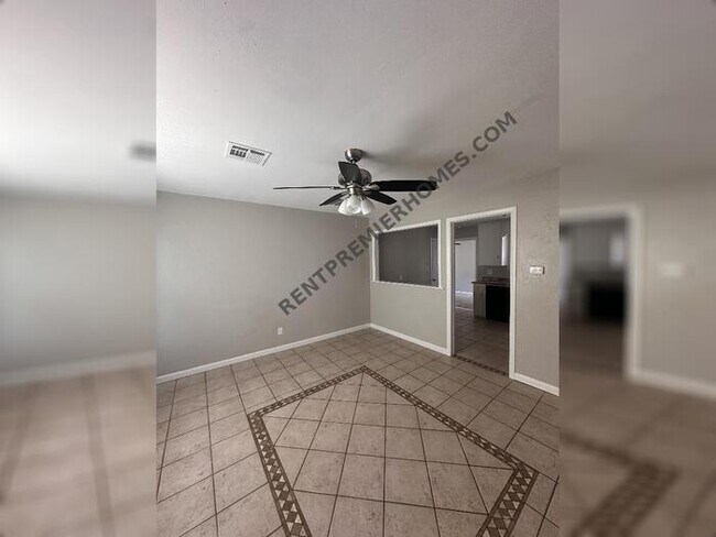 Foto del edificio - 629 NE 34th St