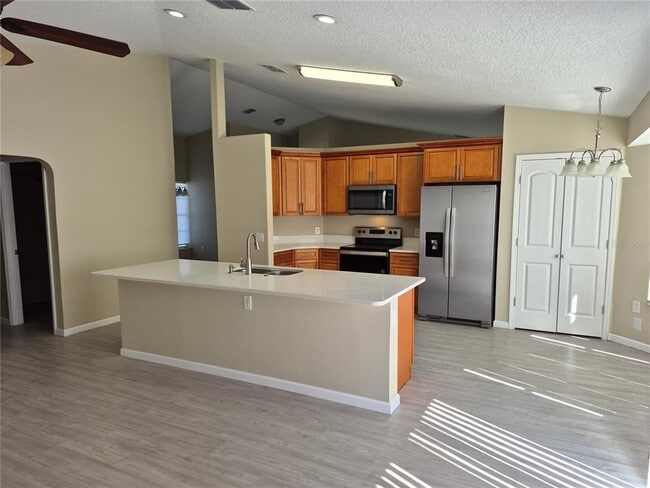 Foto del edificio - 2710 Rismen Ct