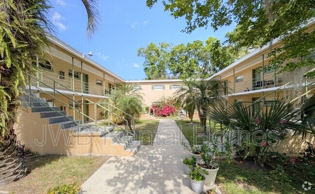 Building Photo - 2775 Herschel St