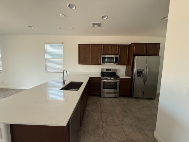 Foto del edificio - 8344 N 170th Ln