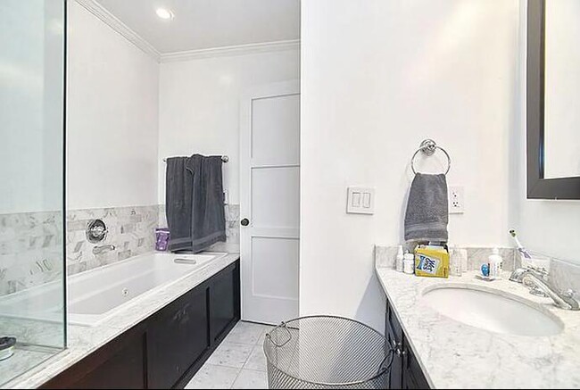 Foto del edificio - 2 bedroom in NEW YORK NY 10011