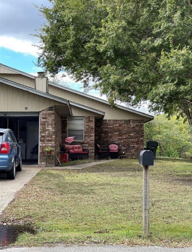 2601 Ruth St, Muskogee, OK 74403 Townhome Rentals in Muskogee OK
