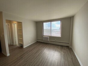 Interior Photo - Loring Park Flats