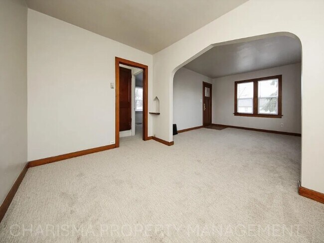 Foto del edificio - 1330 W 14th St