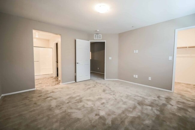 Foto del edificio - MUST SEE Summerlin Townhome