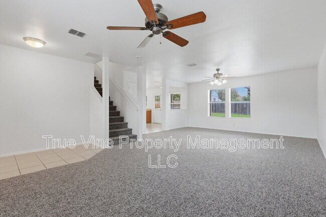 Building Photo - 136 Texas Mulberry