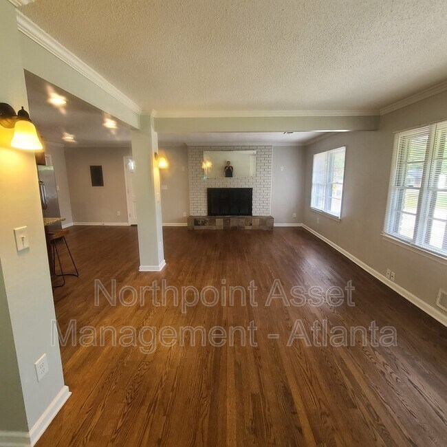 Foto del edificio - 3034 Nursery Rd SE