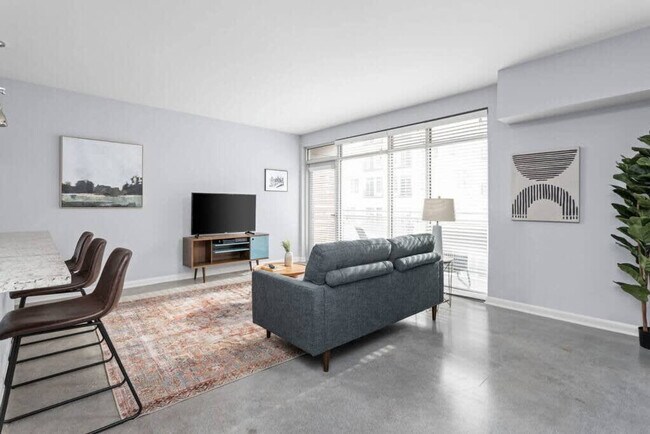 Foto del edificio - 450 E Market St