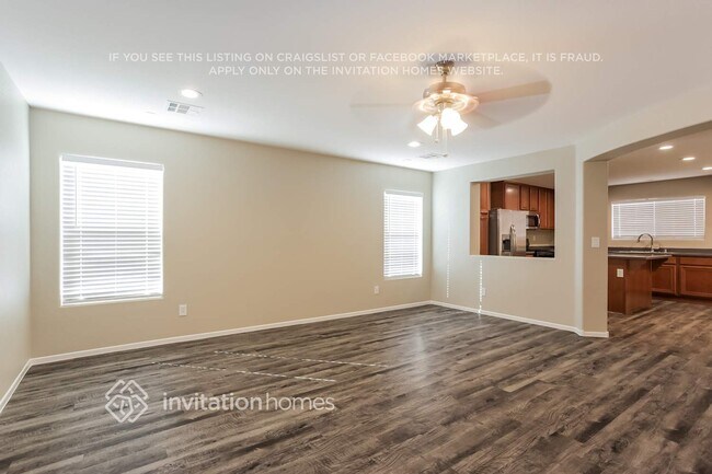 Building Photo - 682 Port Talbot Ave