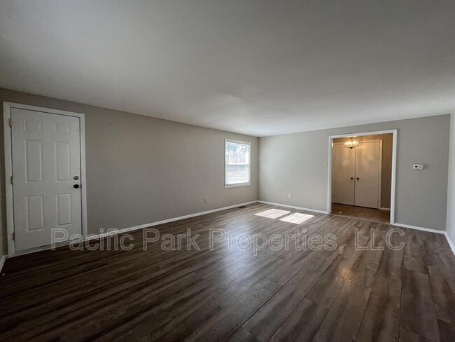 Building Photo - 11020 McDowell Dr