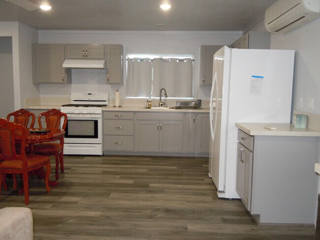 Building Photo - 161 Kuula St