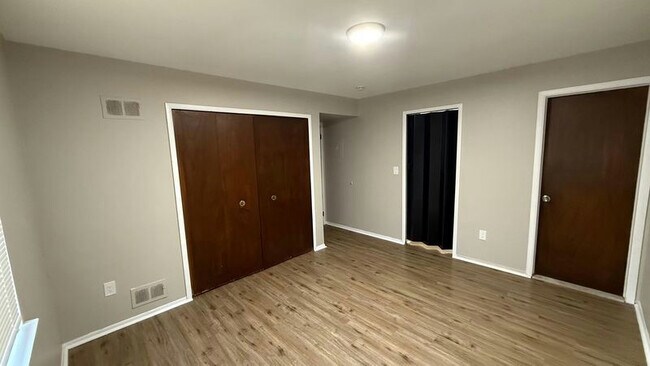 Foto del edificio - 24651 W McNichols Rd
