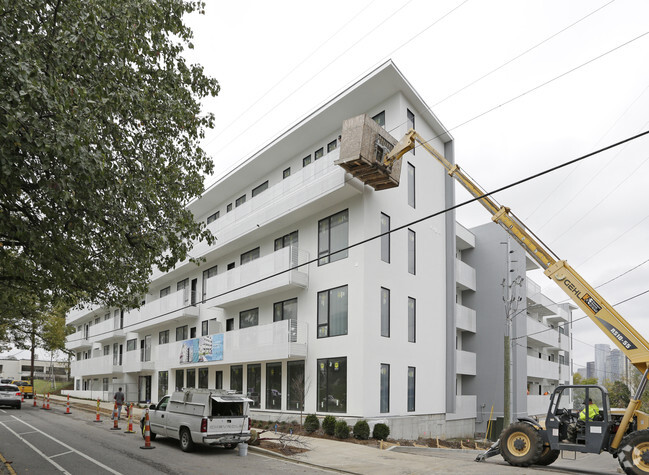 Building Photo - Illume Nashville