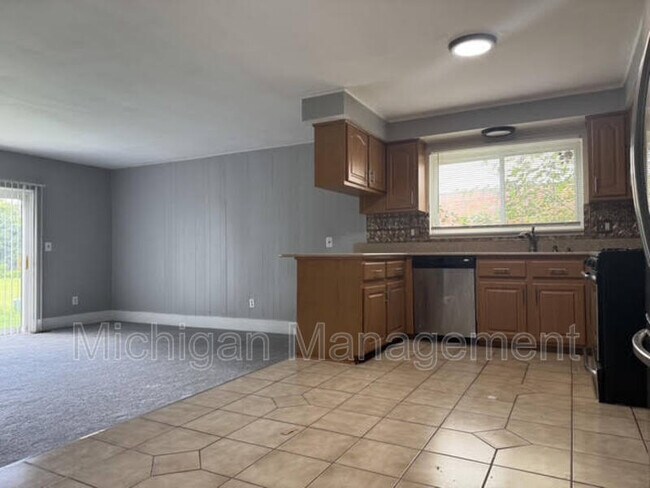 Foto del edificio - 45299 Indian Creek Dr
