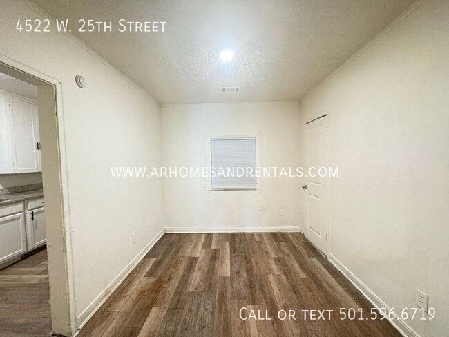 Building Photo - 4522 W 25th St