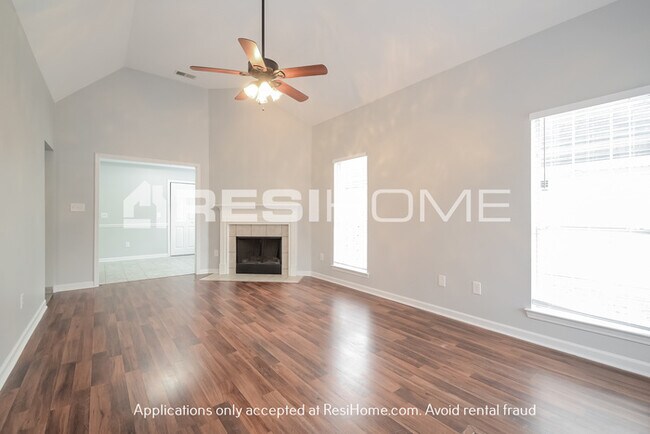 Foto del edificio - Home For Rent!!