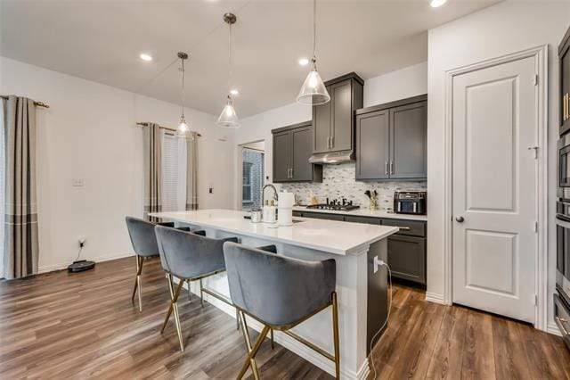 Foto del edificio - 7545 Regal Ln