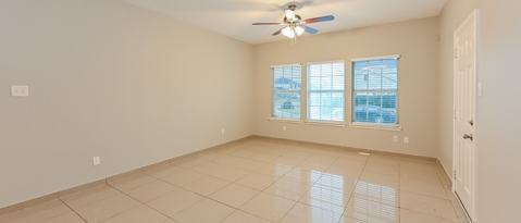 Foto del edificio - 6341 Settlers Square Ln