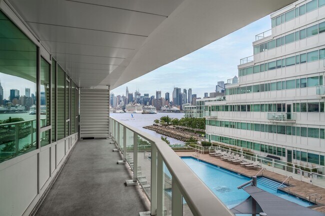 Building Photo - 800 Ave at Port Imperial Blvd