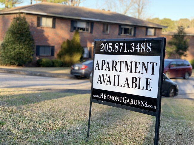 Foto del edificio - Vestavia Plaza Apartments