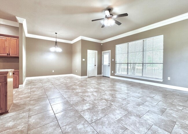 Building Photo - 3BR/2BA Home on Nicholson Lake Dr – Modern...